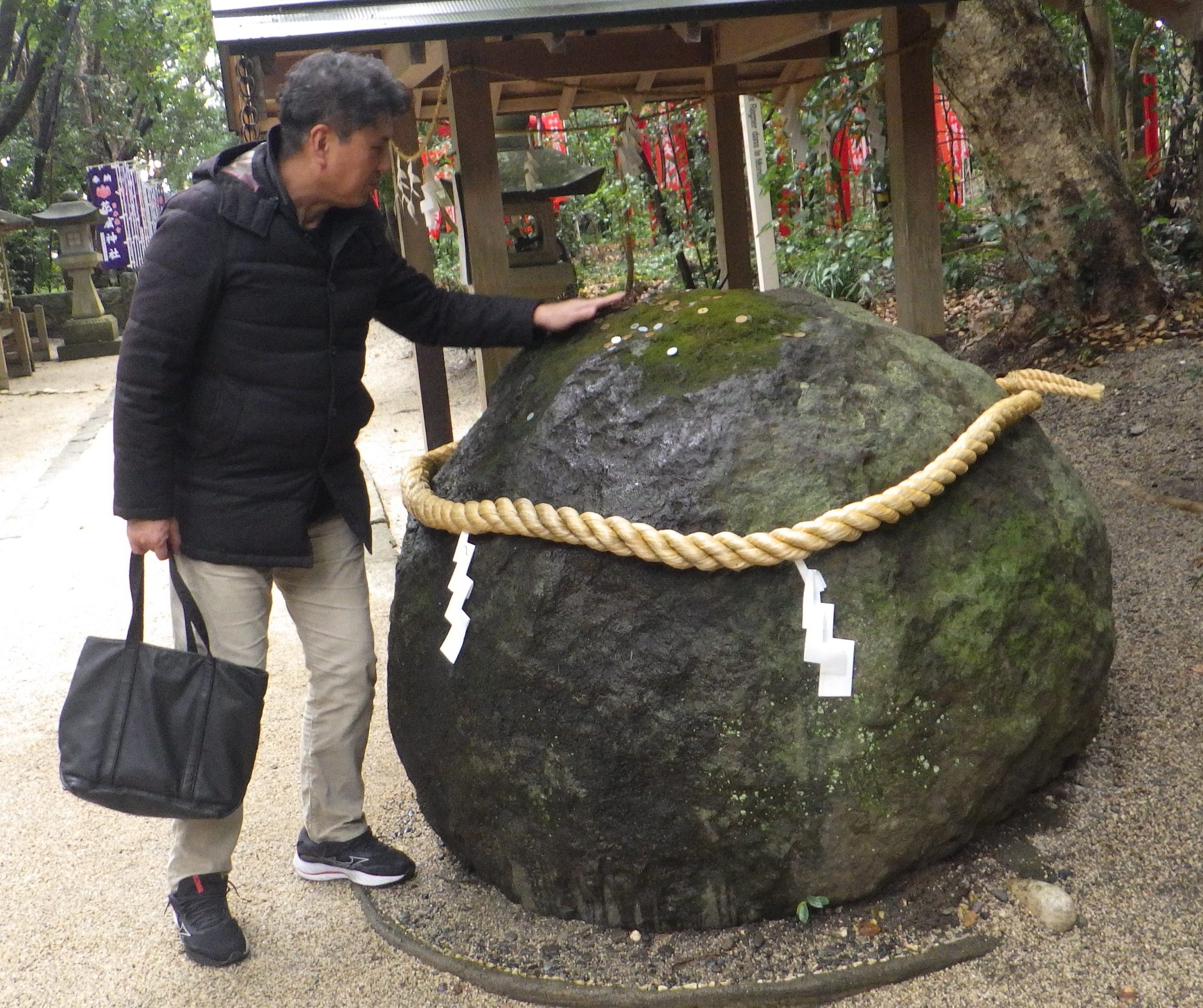 新たなパワースポットに　大谷翔平選手も触った　三重県熊野市の世界遺産